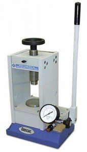 Specac� Atlas 15T manual hydraulic press Z803103-1EA