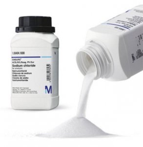 Cadmium oxide 