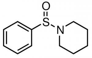 1-(Phenylsulfinyl)piperidine 