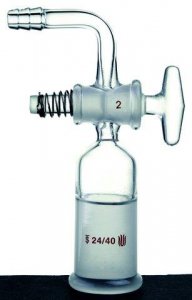 Synthware� 90 degree vacuum adapter with glass stopcock SYNA691420-1EA