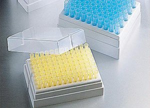 Corning� universal fit pipet tips CLS4806-960EA