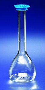 Pyrex� class A volumetric flask with snap cap CLS55802L-4EA