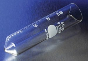 Pyrex� heavy duty pour-out centrifuge tube with short conical bottom CLS834040-12EA