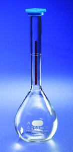 Pyrex� Lifetime-Red� volumetric flask with snap cap 