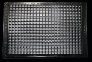 Nanofiber multiwell plate, with random oriented nanofibers Z694460-1EA