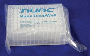 Nunc� 96 DeepWell� plate, non-treated Z717274-60EA