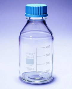 Pyrex� Media-Lab Bottles, with cap and pouring ring, with printed trace code SLW1516/20D-1EA