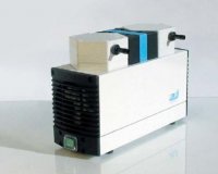 Диафрагменный вакуумный насос KNF LABOPORT® N 820.3 AT.18 (20 л/мин, 8 мбар)