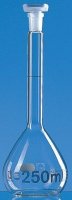 BRAND� BLAUBRAND� volumetric flask, PP stopper, clear glass 