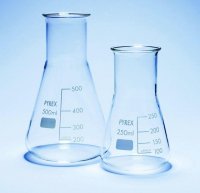Pyrex� Erlenmeyer flask, wide neck, with printed trace code SLW1140/14D-10EA