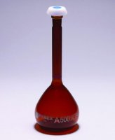 Pyrex� Volumetric flask, heavy duty, class A, amber, works certified, USP/ISO/DIN tolerances SLW3152/16AWC-2EA