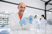 Двадцатичетырехканальный дозатор Xplorer Plus, 1 – 20 мкл, светло-розовый, Eppendorf 4861000779